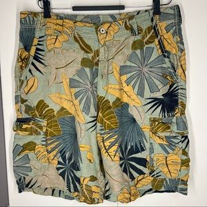 Tommy Bahama Linen Cargo Relax Shorts Size 36